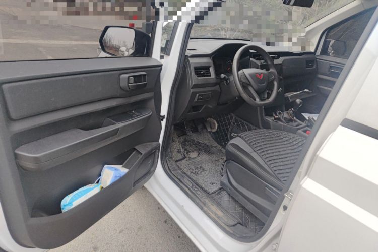 Used Wuling Hongguang PLUS 2020 1.5L Manual Standard Edition 5 Seats Driver Seat