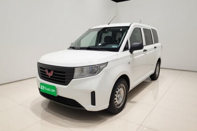 Used Wuling Hongguang PLUS 2020 1.5L Manual Standard Edition 5 Seats