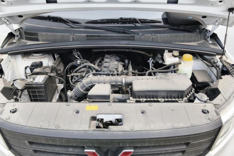 Used Wuling Hongguang PLUS 2020 1.5L Manual Standard Edition 5 Seats Engine Bay