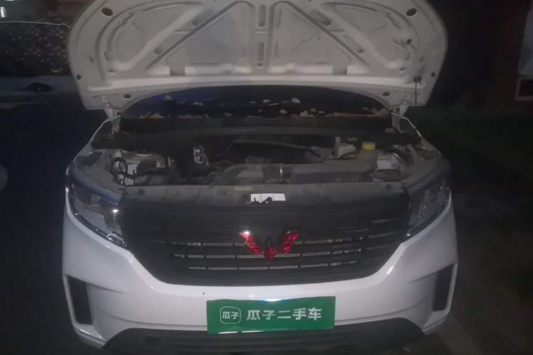 Used Wuling Hongguang PLUS 2020 1.5L Manual Standard Edition 5 Seats Engine Bay
