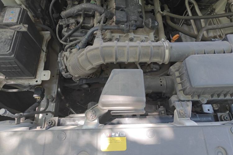 Used Wuling Hongguang PLUS 2020 1.5L Manual Standard Edition 5 Seats Engine Bay
