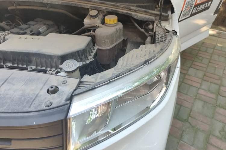 Used Wuling Hongguang PLUS 2020 1.5L Manual Standard Edition 7-Seater Engine Bay Left