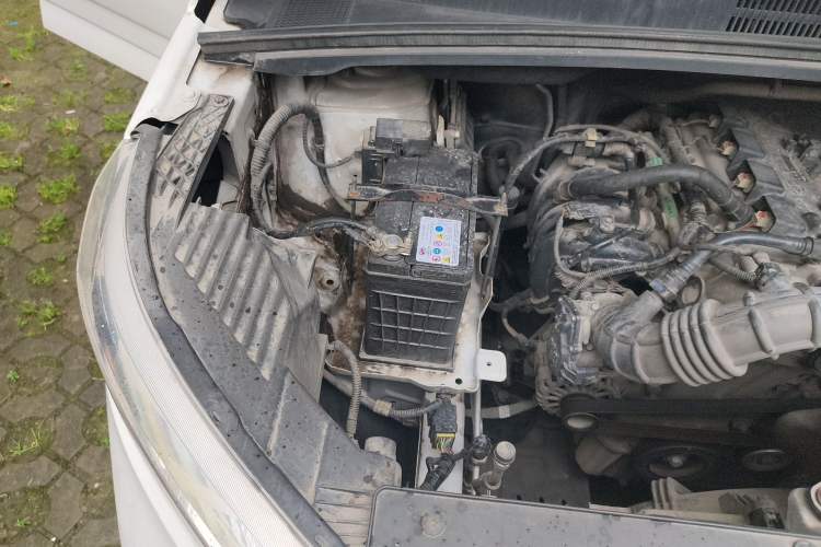 Used Wuling Hongguang PLUS 2020 1.5L Manual Standard Edition 5 Seats Engine Bay Right