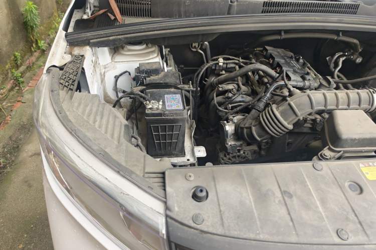Used Wuling Hongguang PLUS 2020 1.5L Manual Standard Edition 7-Seater Engine Bay Right