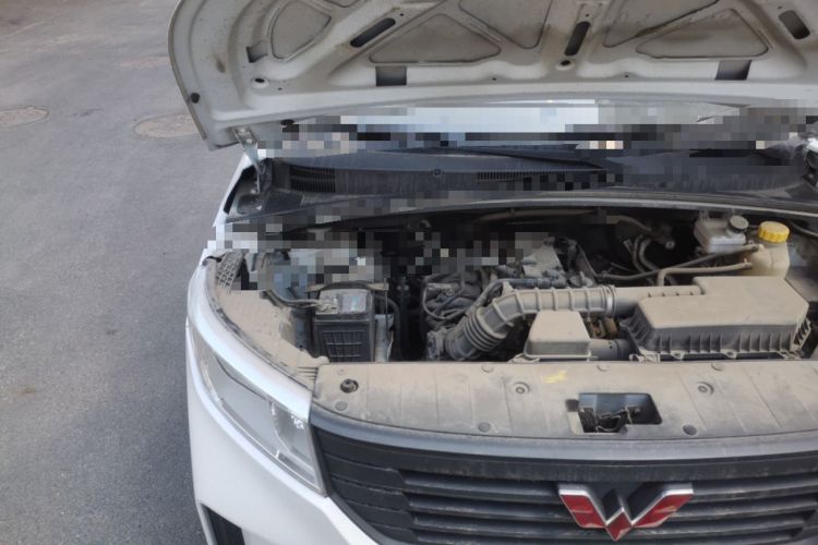 Used Wuling Hongguang PLUS 2020 1.5L Manual Standard Edition 5 Seats Engine Bay Right