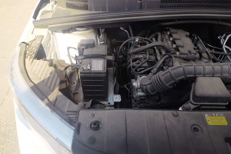 Used Wuling Hongguang PLUS 2020 1.5L Manual Standard Edition 5 Seats Engine Bay Right