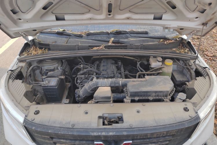 Used Wuling Hongguang PLUS 2020 1.5L Manual Standard Edition 7-Seater Engine Bay