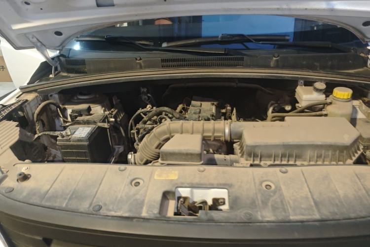 Used Wuling Hongguang PLUS 2020 1.5L Manual Standard Edition 5 Seats Engine Bay