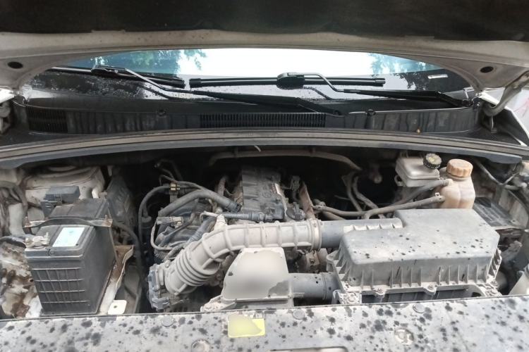 Used Wuling Hongguang PLUS 2020 1.5L Manual Comfort 7-Seater Engine Bay