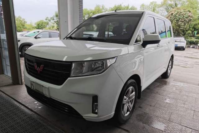 Used Wuling Hongguang PLUS 2020 1.5L Manual Comfort 7-Seater