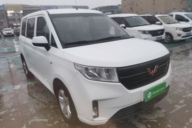 Used Wuling Hongguang PLUS 2020 1.5L Manual Comfort 7-Seater Exterior 2