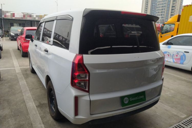 Used Wuling Hongguang PLUS 2020 1.5L Manual Standard Edition 7-Seater Exterior 2