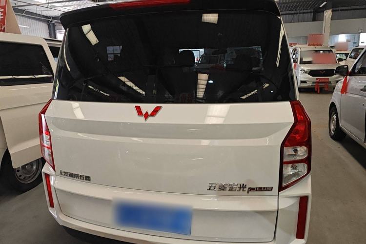 Used Wuling Hongguang PLUS 2020 1.5L Manual Standard Edition 5 Seats Exterior 4