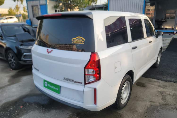 Used Wuling Hongguang PLUS 2020 1.5L Manual Standard Edition 7-Seater Exterior 5