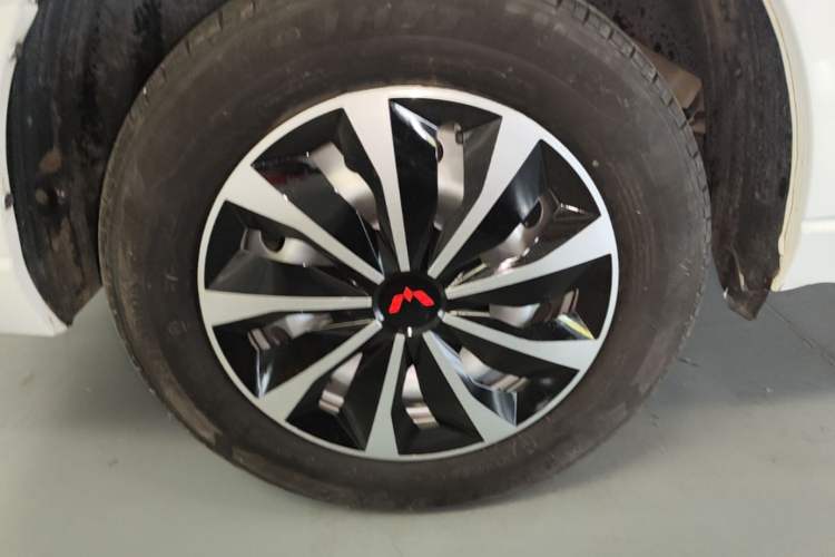 Used Wuling Hongguang PLUS 2020 1.5L Manual Standard Edition 5 Seats Exterior 5