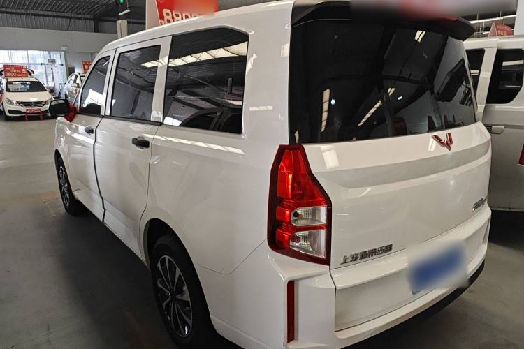 Used Wuling Hongguang PLUS 2020 1.5L Manual Standard Edition 5 Seats Exterior 5