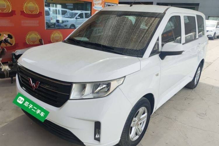Used Wuling Hongguang PLUS 2020 1.5L Manual Comfort 7-Seater Exterior 5