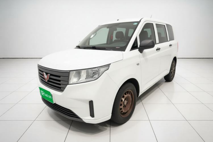 Wuling Hongguang PLUS 2020 1.5L Manual Standard Edition 5 Seats с пробегом Guazi used car, China used car export, Used car for sale, Used cars, Cheapest cars for sale