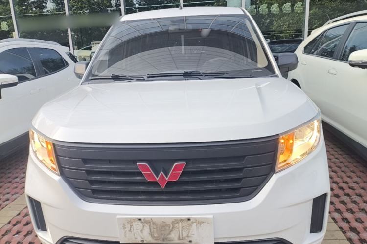 Used Wuling Hongguang PLUS 2020 1.5L Manual Standard Edition 5 Seats Front