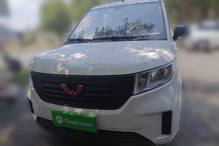 Used Wuling Hongguang PLUS 2020 1.5L Manual Standard Edition 5 Seats Front