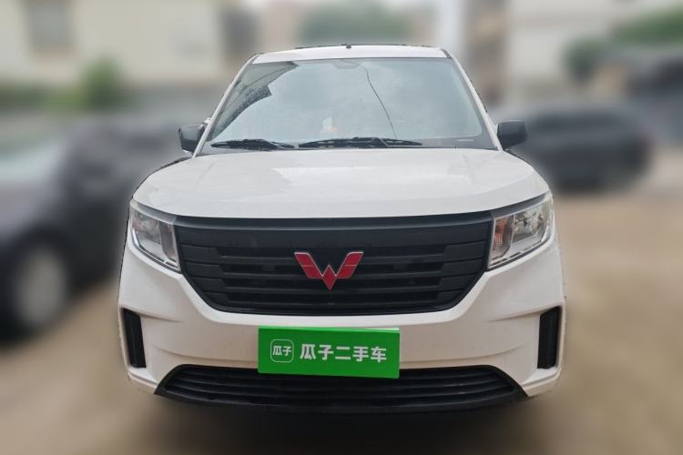 Used Wuling Hongguang PLUS 2020 1.5L Manual Standard Edition 5 Seats Front