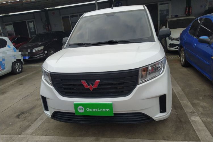 Used Wuling Hongguang PLUS 2020 1.5L Manual Standard Edition 7-Seater Front