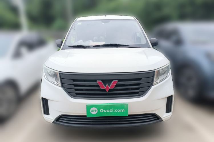 Used Wuling Hongguang PLUS 2020 1.5L Manual Standard Edition 5 Seats Front