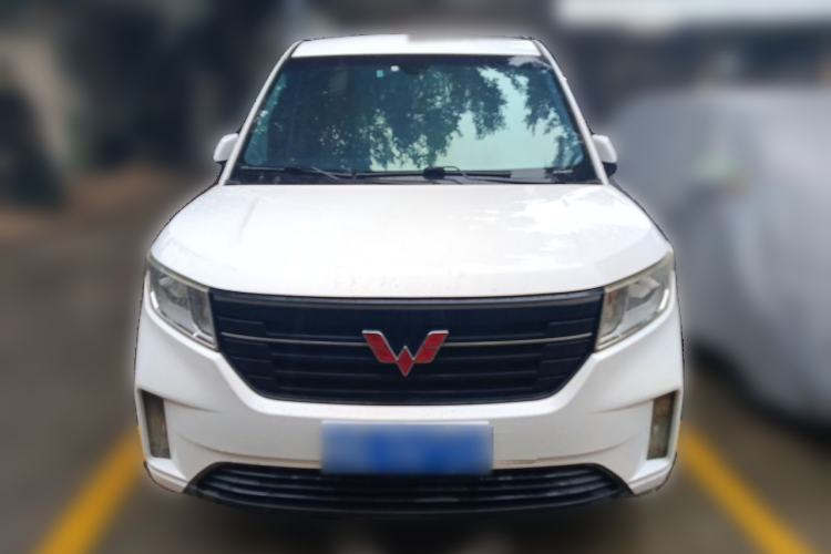 Used Wuling Hongguang PLUS 2020 1.5L Manual Comfort 7-Seater Front