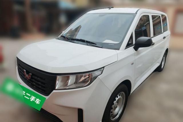 Used Wuling Hongguang PLUS 2020 1.5L Manual Standard Edition 5 Seats