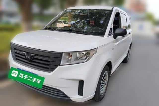 Used Wuling Hongguang PLUS 2020 1.5L Manual Standard Edition 5 Seats
