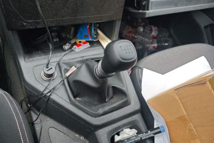 Used Wuling Hongguang PLUS 2020 1.5L Manual Standard Edition 5 Seats Gear Lever