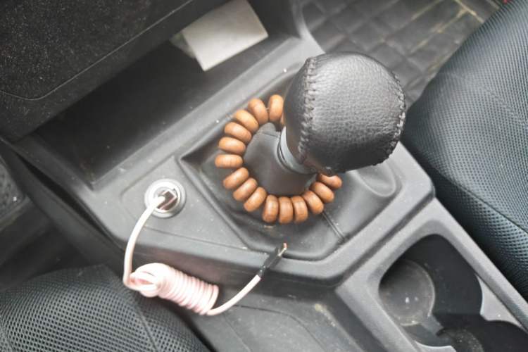 Used Wuling Hongguang PLUS 2020 1.5L Manual Standard Edition 5 Seats Gear Lever
