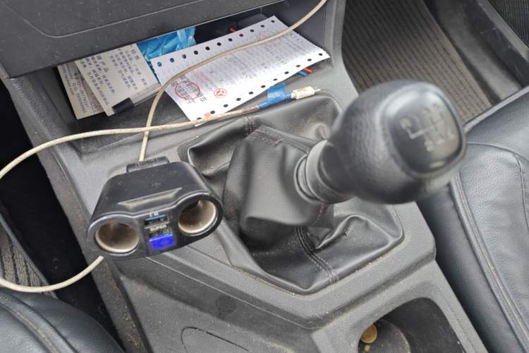 Used Wuling Hongguang PLUS 2020 1.5L Manual Standard Edition 5 Seats Gear Lever