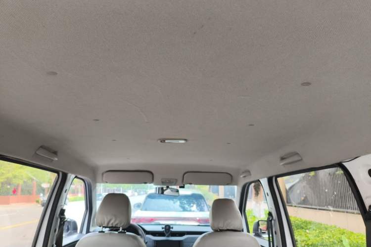 Used Wuling Hongguang PLUS 2020 1.5L Manual Standard Edition 5 Seats Headliner