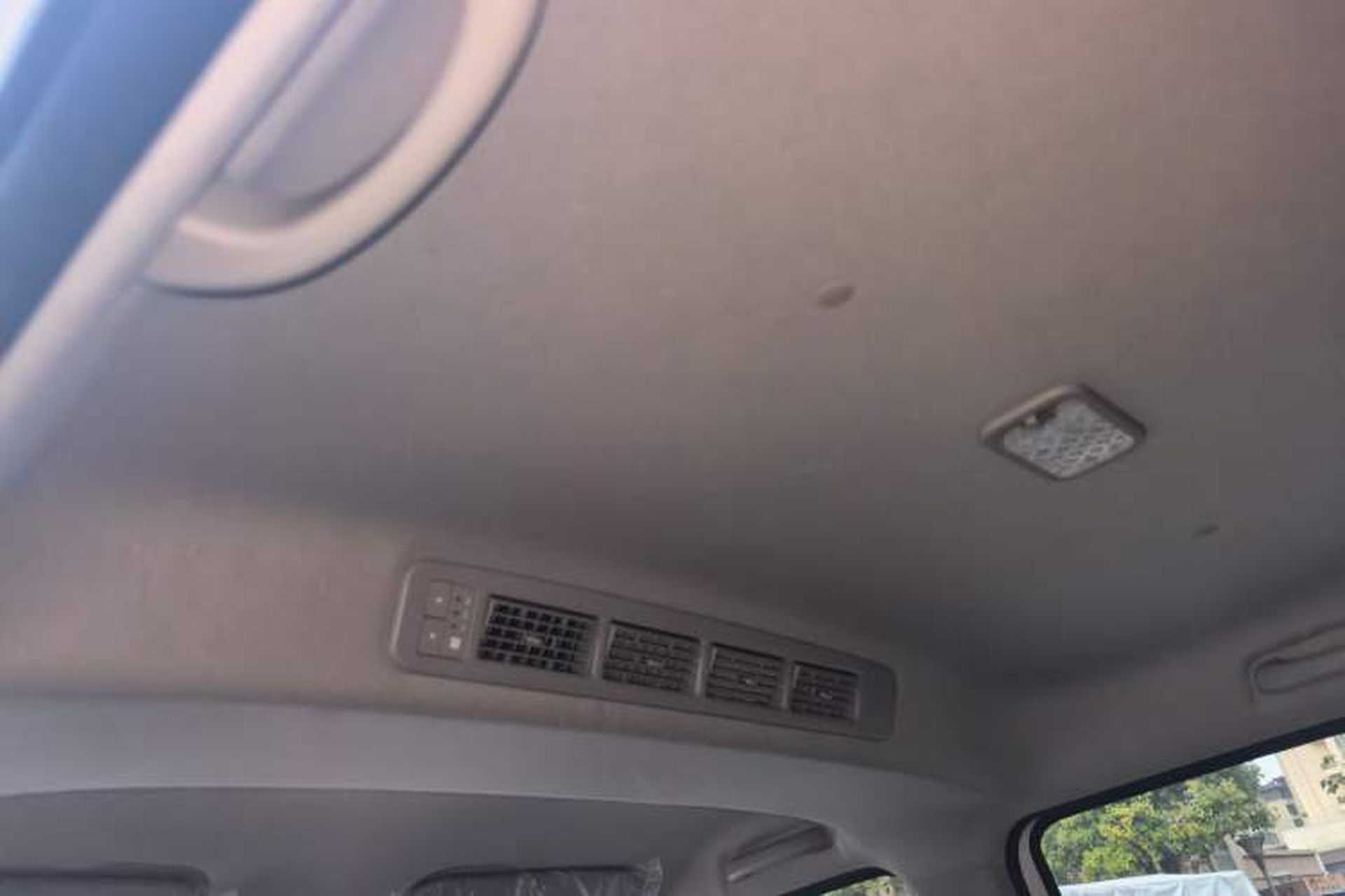Used Wuling Hongguang PLUS 2020 1.5L Manual Comfort 7-Seater Headliner