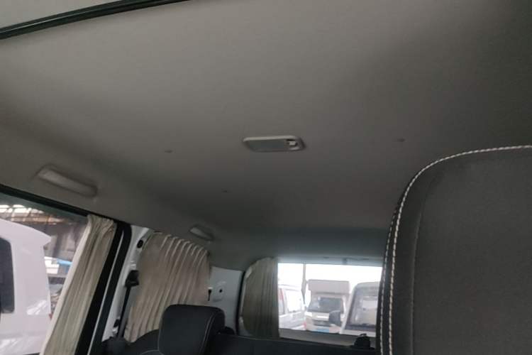 Used Wuling Hongguang PLUS 2020 1.5L Manual Standard Edition 5 Seats Headliner