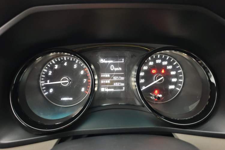 Used Wuling Hongguang PLUS 2020 1.5L Manual Comfort 7-Seater Instrument Cluster
