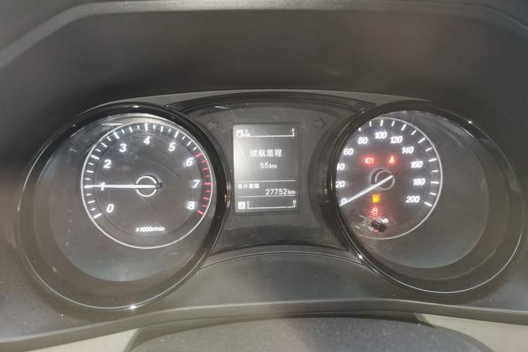 Used Wuling Hongguang PLUS 2020 1.5L Manual Comfort 7-Seater Instrument Cluster