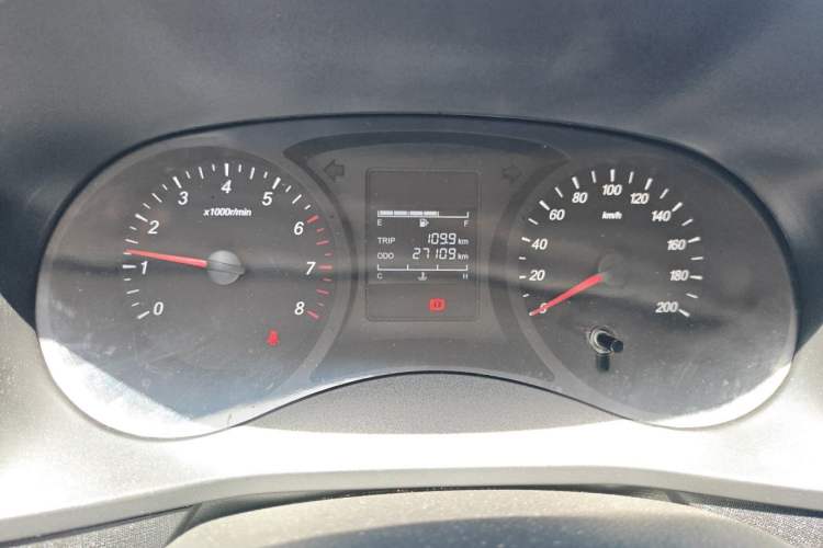 Used Wuling Hongguang PLUS 2020 1.5L Manual Standard Edition 5 Seats Instrument Cluster