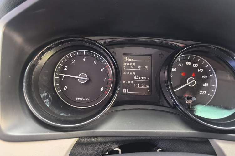 Used Wuling Hongguang PLUS 2020 1.5L Manual Comfort 7-Seater Instrument Cluster