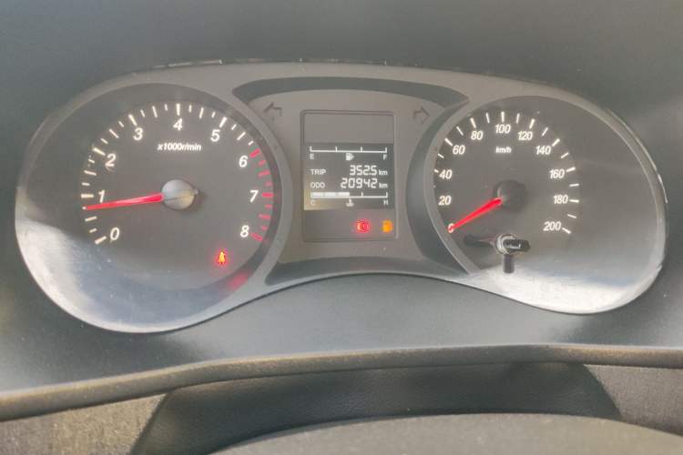 Used Wuling Hongguang PLUS 2020 1.5L Manual Standard Edition 5 Seats Instrument Cluster