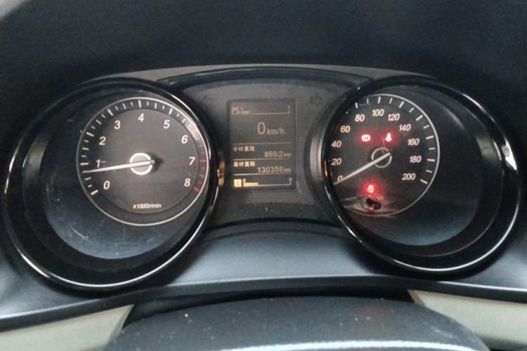 Used Wuling Hongguang PLUS 2020 1.5L Manual Comfort 7-Seater Instrument Cluster
