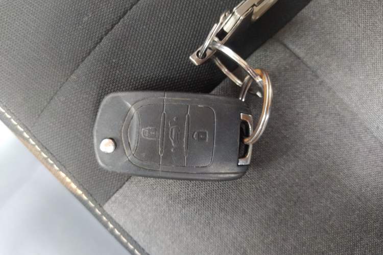 Used Wuling Hongguang PLUS 2020 1.5L Manual Standard Edition 7-Seater Interior 1