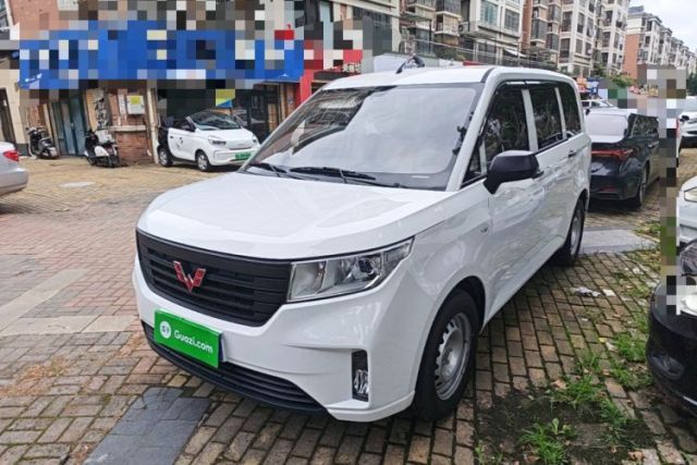 Used Wuling Hongguang PLUS 2020 1.5L Manual Standard Edition 5 Seats