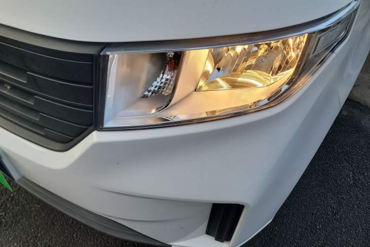 Used Wuling Hongguang PLUS 2020 1.5L Manual Standard Edition 7-Seater Left Front Headlight