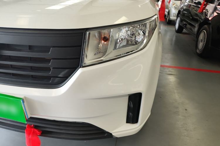 Used Wuling Hongguang PLUS 2020 1.5L Manual Standard Edition 5 Seats Left Front Headlight