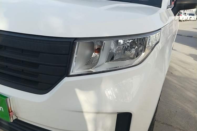 Used Wuling Hongguang PLUS 2020 1.5L Manual Standard Edition 7-Seater Left Front Headlight