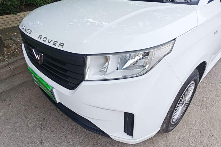 Used Wuling Hongguang PLUS 2020 1.5L Manual Standard Edition 5 Seats Left Front Headlight