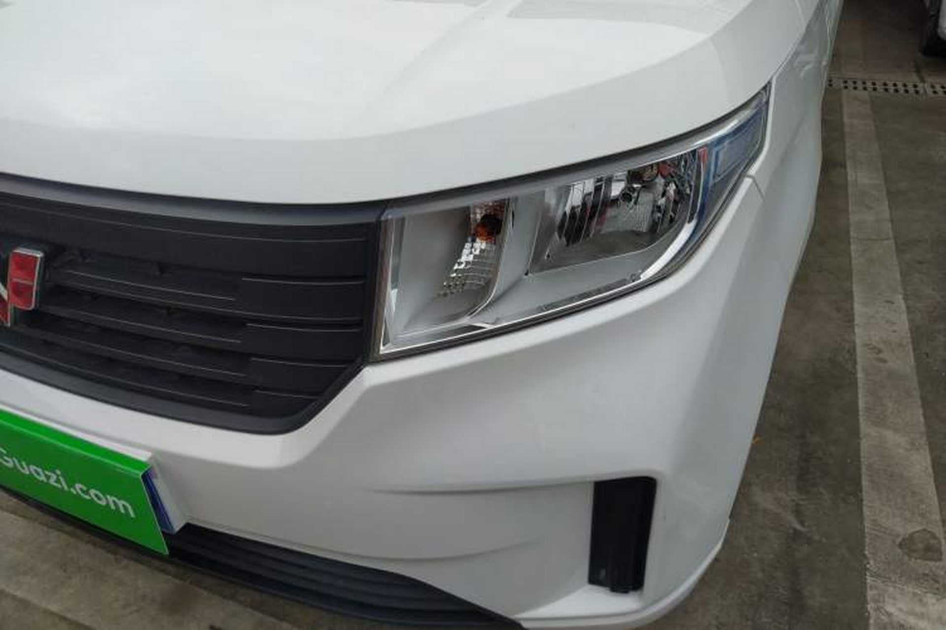 Used Wuling Hongguang PLUS 2020 1.5L Manual Standard Edition 7-Seater Left Front Headlight