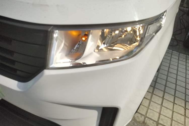 Used Wuling Hongguang PLUS 2020 1.5L Manual Standard Edition 7-Seater Left Front Headlight